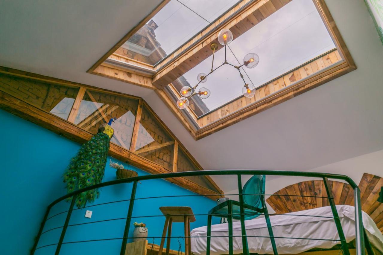 Yan Qi Si He Homestay Куньмін Екстер'єр фото