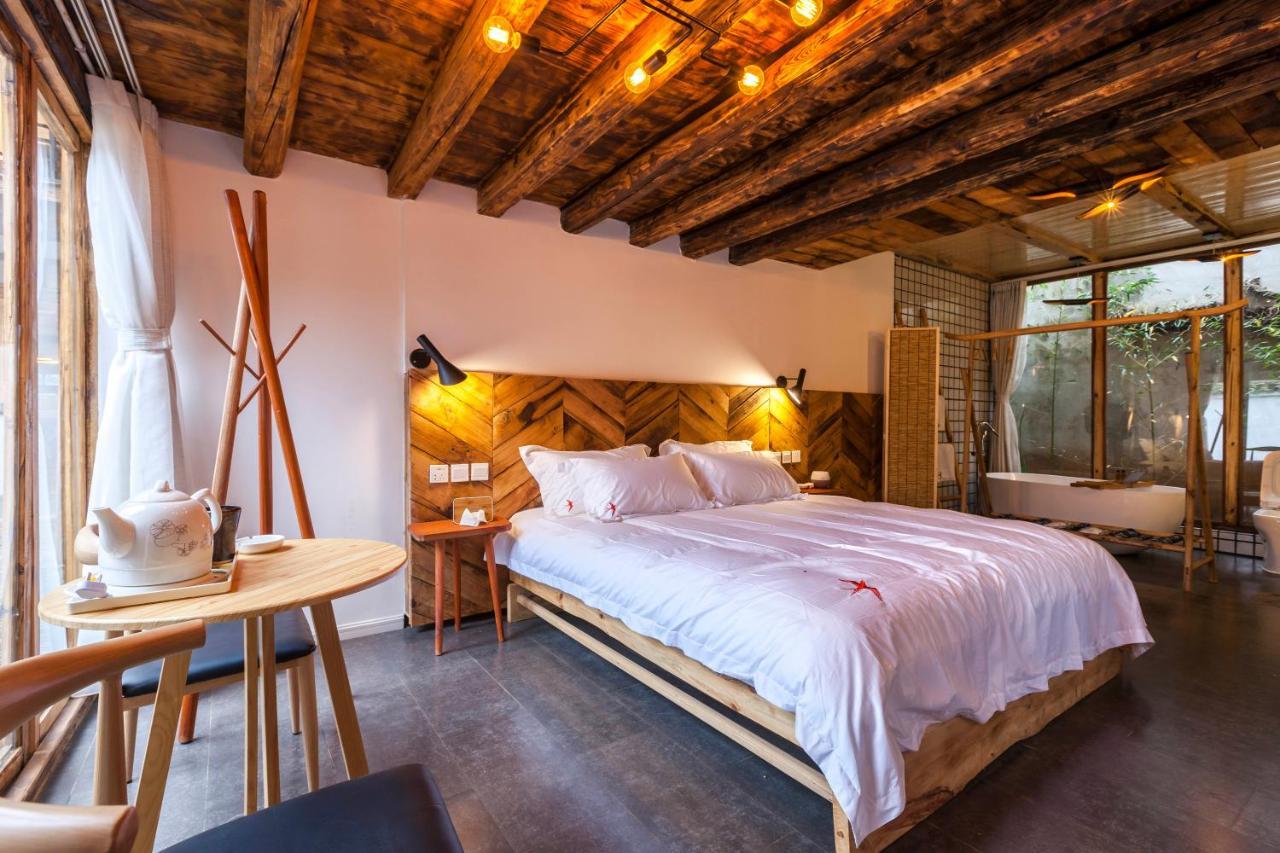 Yan Qi Si He Homestay Куньмін Екстер'єр фото