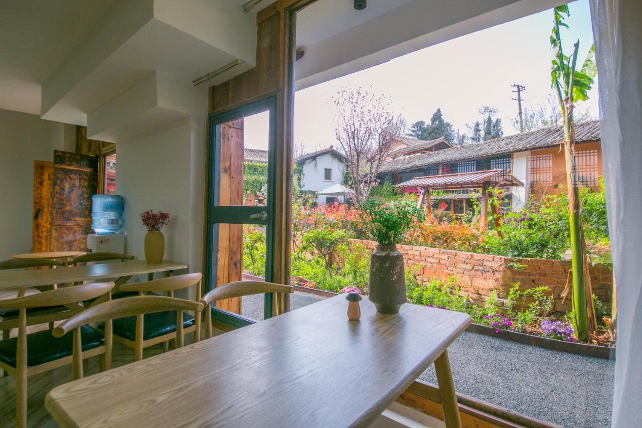 Yan Qi Si He Homestay Куньмін Екстер'єр фото