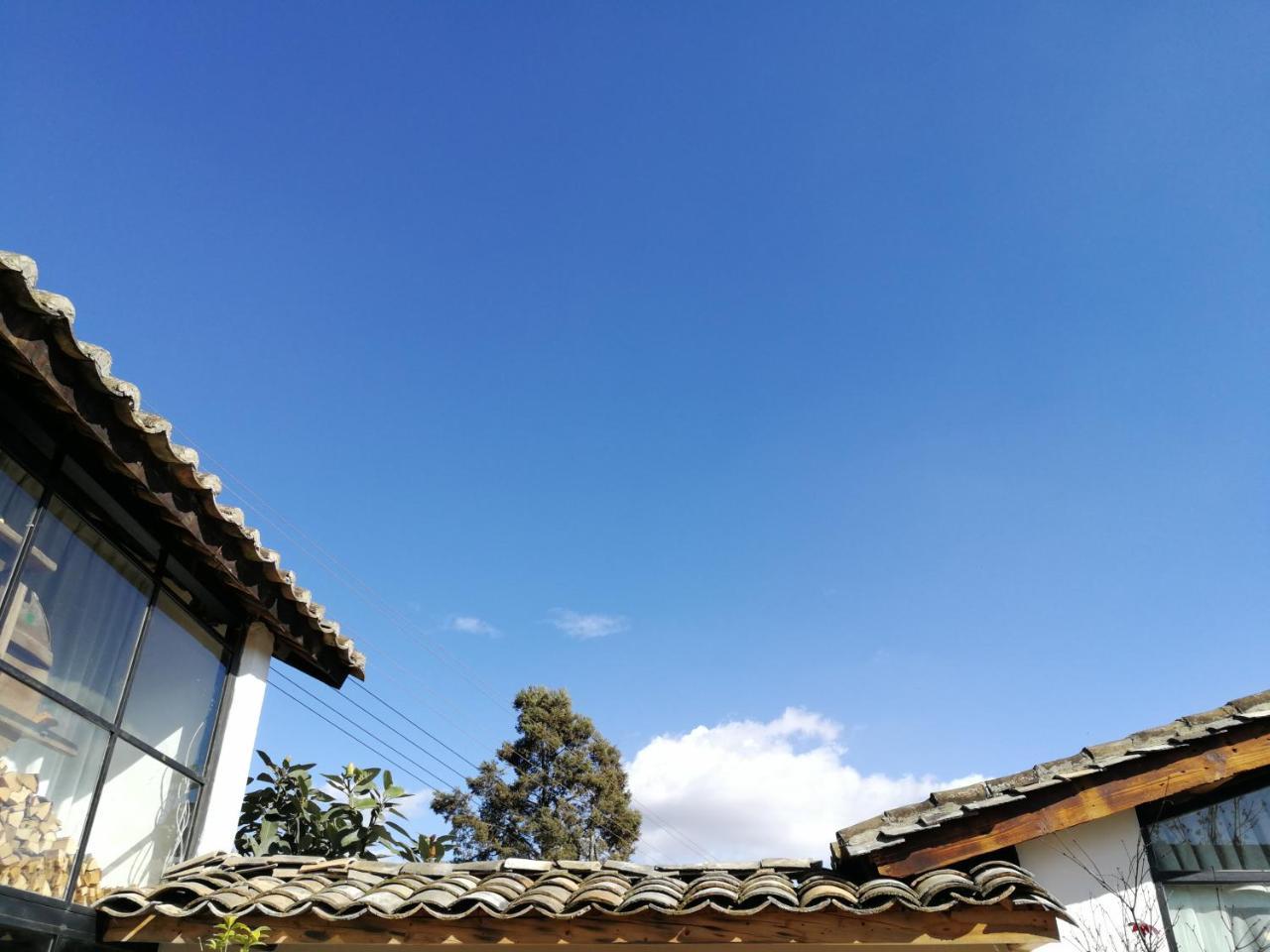 Yan Qi Si He Homestay Куньмін Екстер'єр фото