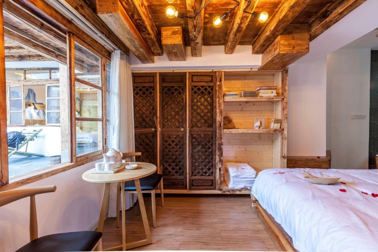 Yan Qi Si He Homestay Куньмін Екстер'єр фото